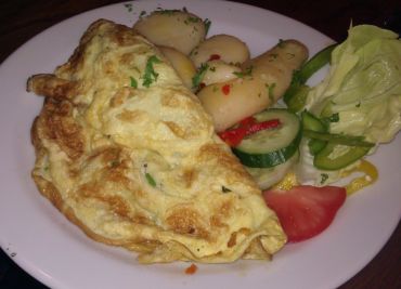 Vaječná omeleta plněná játry