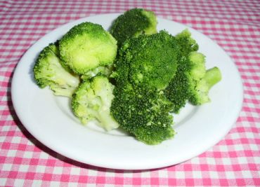 Brokolice vařená se strouhanou houskou