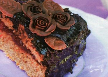 Čokoládový dort s růžičkami
