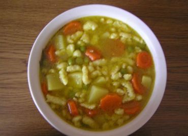 Přírodní zeleninová polévka