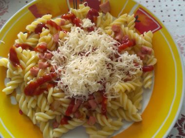 Jednoduché těstoviny alá špagety