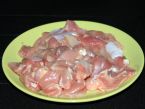 Kuřecí špízy na anglické slanině a jarní cibulce