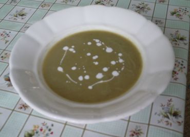 Smetanová brokolicová polévka