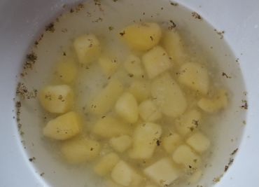 Česneková polévka ( vyprošťovák z opice)