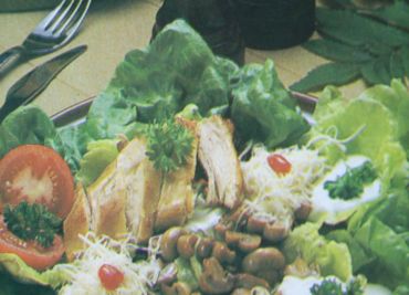 Drůbeží salát se zeleninou