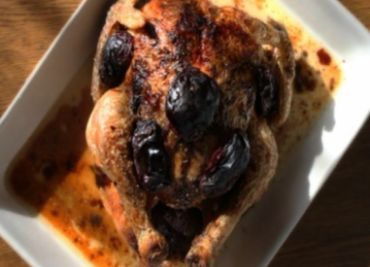 Pečené kuře se švestkami