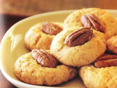 Cookies s bílou čokoládou a pekanovými ořechy