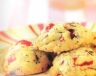 Cookies s úlomky čokolády a kandovanými třesněmi
