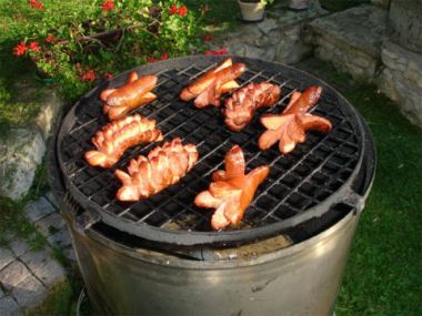Plněné špekáčky na grilu