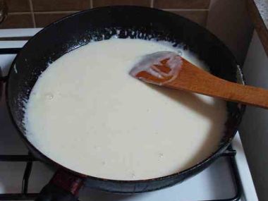 Sýrová omáčka na zapékání (gratinování)