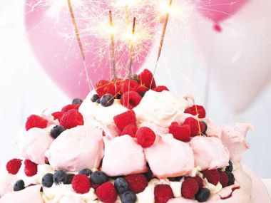 Dvoupatrová pavlova