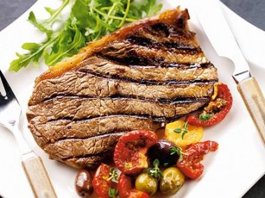 Recept Hovězí steak na cibulce