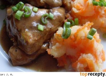 Kuře s bramborem a mrkví