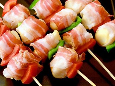 Kuřecí ražniči na grilu