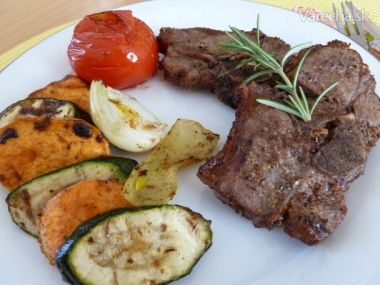 Recept Grilované kotlety se zeleninou
