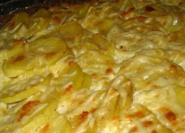 Recept Zapékané brambory se sýrem
