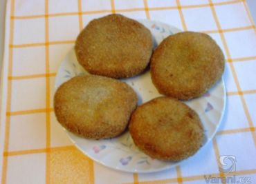 Smaženky z lunchmeatu se sýrem