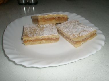 Jablkové řezy recept