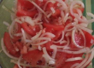 Jednoduchý rajčatový salát