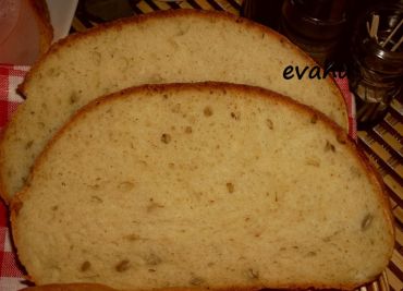 Slunečnicový chleba s kefírovým mlékem