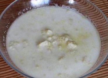 Polévka mléčná s těstovinami