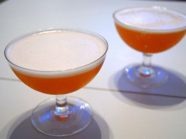 Becher bitter sour