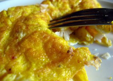Bramborová omeleta se sýrem