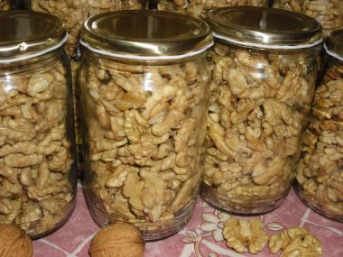 Nakládané ořechy za sucha