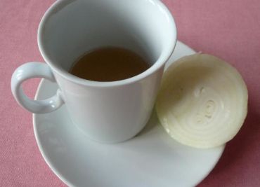Cibulový čaj proti nachlazení
