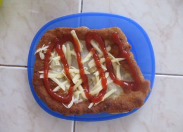 Langoše a vdolečky z jednoho těsta