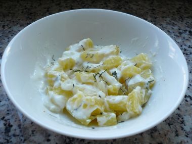 Koprový bramborový salát