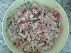 Tuňákový těstovinový salat