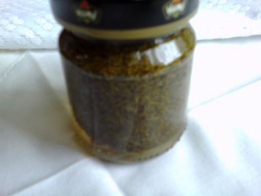 Kopr ve sladkokyselém nálevu.