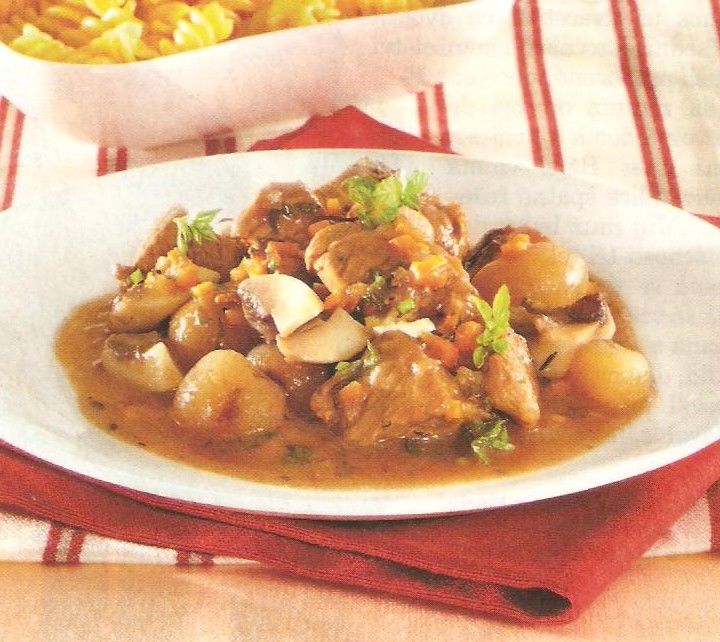 Recept: Telecí ragú po domácku | Tradičnírecepty.cz
