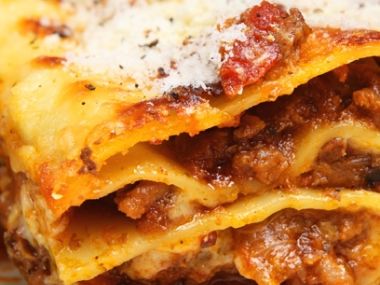 Lasagne s vepřovým masem a zeleninou
