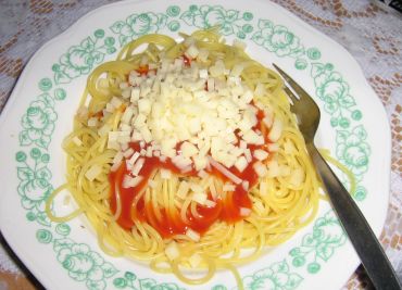Lehké špagety s bazalkou