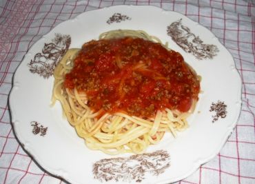 Rychlé špagety s mletým masem