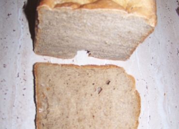 Chléb podmáslový z pekárny