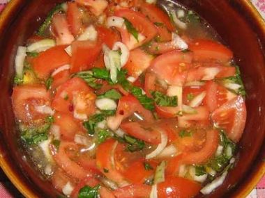 Salát z rajčátek