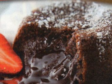 Molten chocolate cake