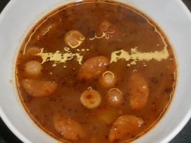Houbovo-gulášová polévka