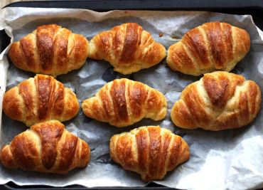 Croissanty s mandlovou náplní