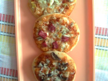 JOGURTOVA PIZZA  / cesto /