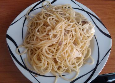 Rychlé špagety s vepřovým masem
