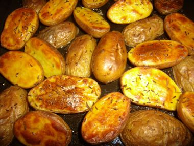 Pečené rozmarýnové brambory
