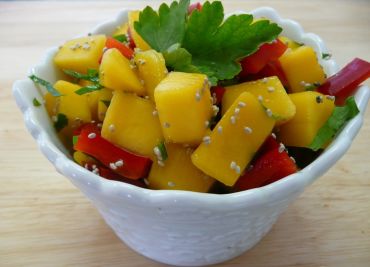 Mango salsa se semínky chia