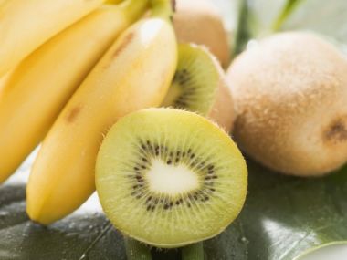 Zimní koktejl z kiwi a banánu