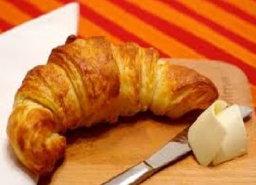 Máslový croissant