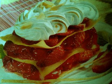 Sladké jahodové lasagne
