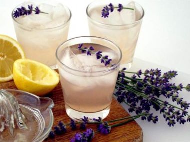 Levanduľová limonáda
